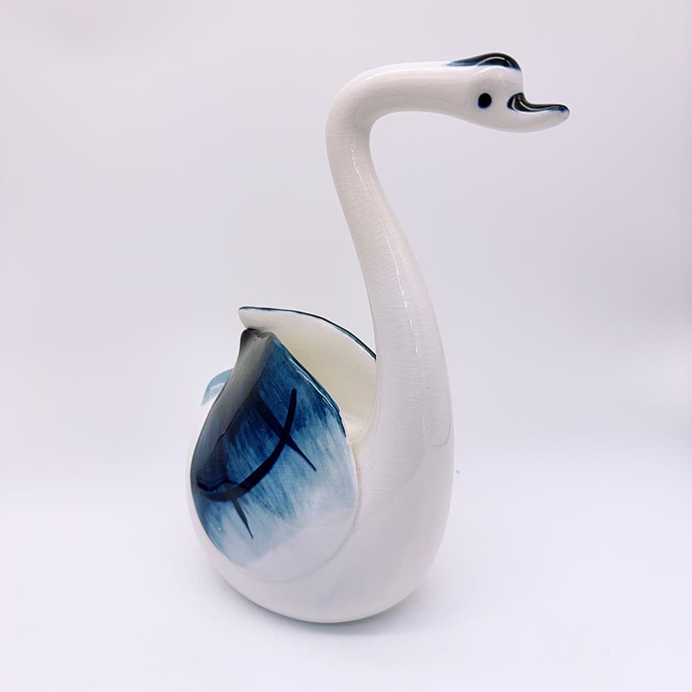 Blue Leaf Ceramic Swan Pair detail 3